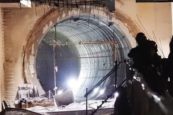 什么掘進(jìn)設(shè)備適合公路隧道施工，適合隧道掘進(jìn)的設(shè)備有哪些_隧道掘進(jìn)機(jī)