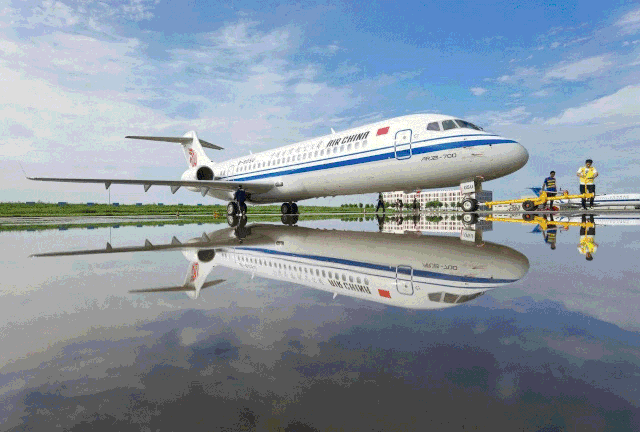“阿嬌”飛入三大航，派克(Parker)守護ARJ21沖上云霄